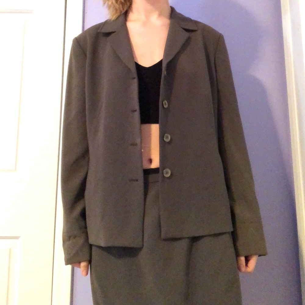 VINTAGE brown skirt and blazer set